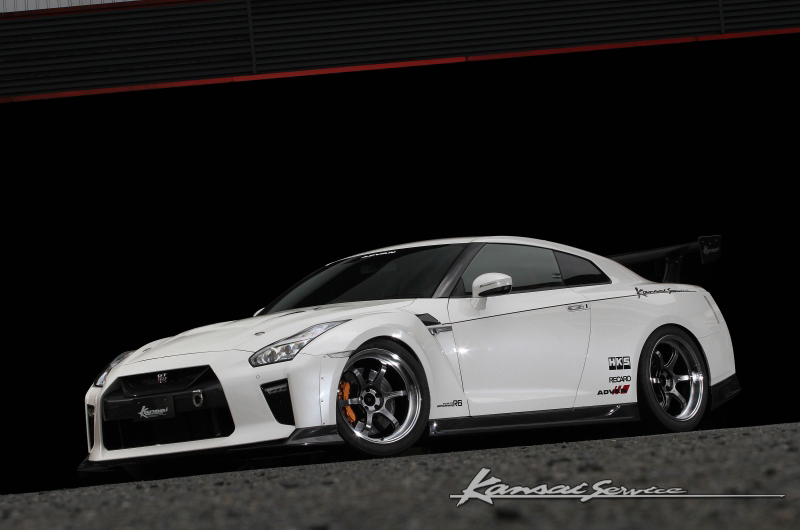 デモカー｜NISSAN GT-R 【MY17】｜株式会社 Kansaiサービス